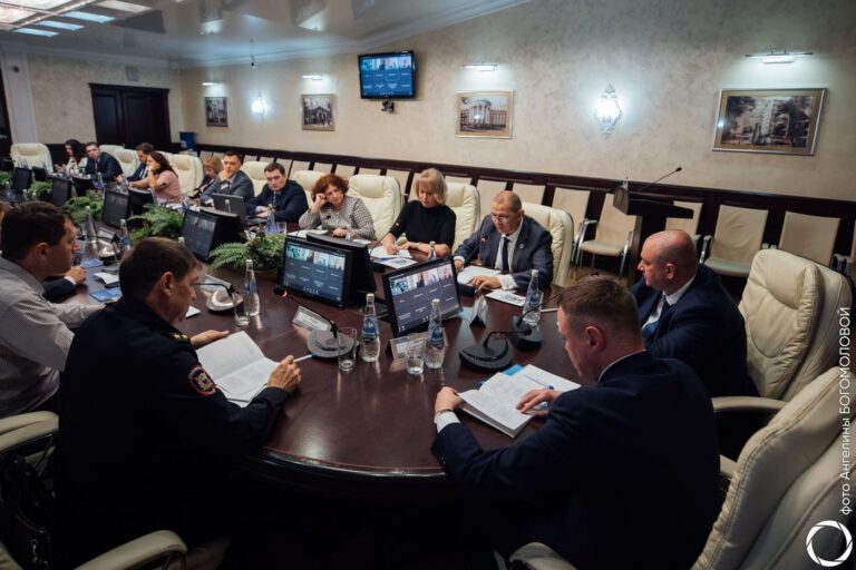 Лаборатория социологических исследований и изучения общественного мнения