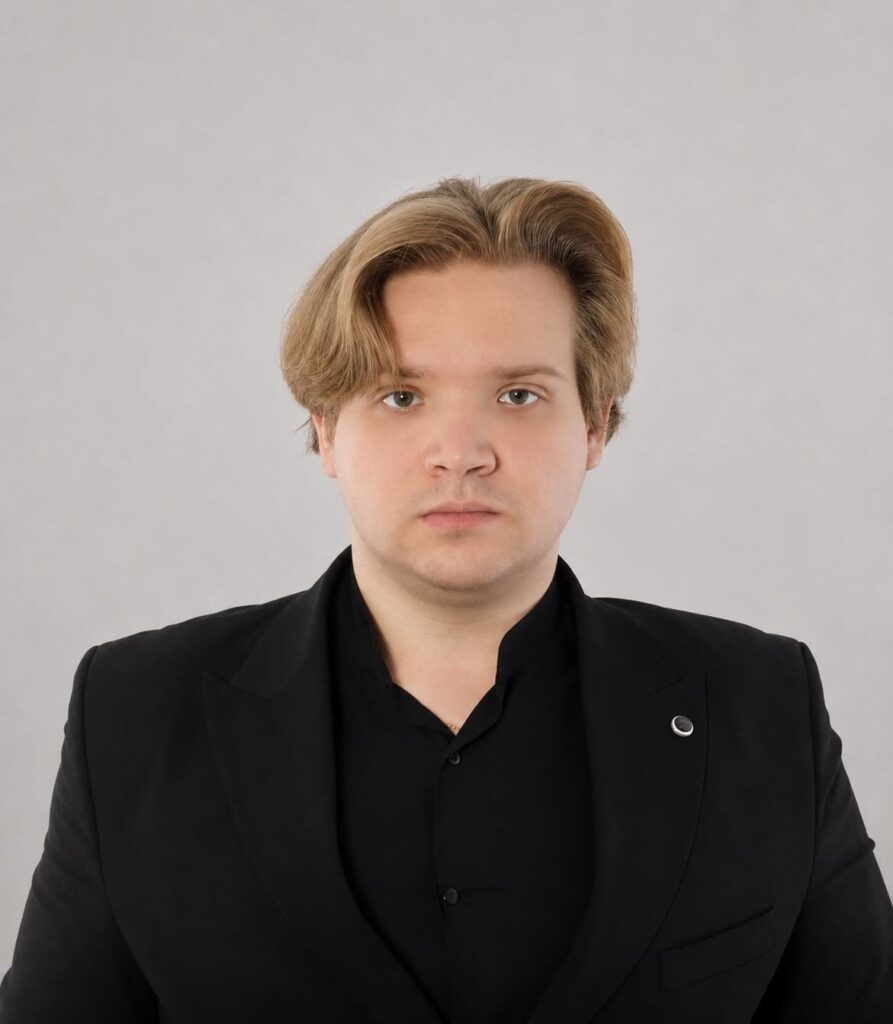 Верхотуров Дмитрий Сергеевич